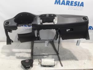 Gebruikte Airbag set Fiat Bravo (198A) 1.6 JTD Multijet 120 Prijs € 262,50 Margeregeling aangeboden door Maresia Parts