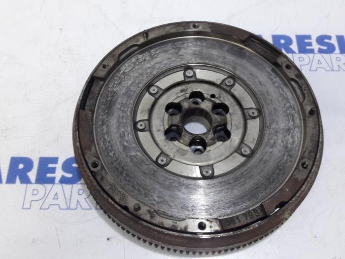 Gebruikte Vliegwiel Citroen DS 3 (SA) 1.2 12V PureTech 130 Prijs € 157,50 Margeregeling aangeboden door Maresia Parts