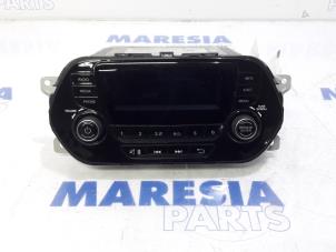 Gebruikte Radio Fiat Tipo (356H/357H) 1.4 16V Prijs € 157,50 Margeregeling aangeboden door Maresia Parts