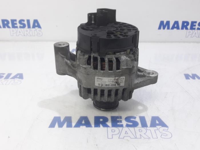 Gebruikte Dynamo Fiat Bravo (198A) 1.6 JTD Multijet 120 Prijs € 105,00 Margeregeling aangeboden door Maresia Parts