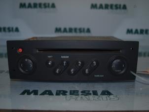 Gebruikte Radio CD Speler Renault Megane II Grandtour (KM) 1.9 dCi 120 Prijs € 45,00 Margeregeling aangeboden door Maresia Parts