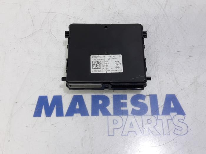Gebruikte Computer Diversen Renault Captur I (2R) 1.2 TCE 16V EDC Prijs € 131,25 Margeregeling aangeboden door Maresia Parts