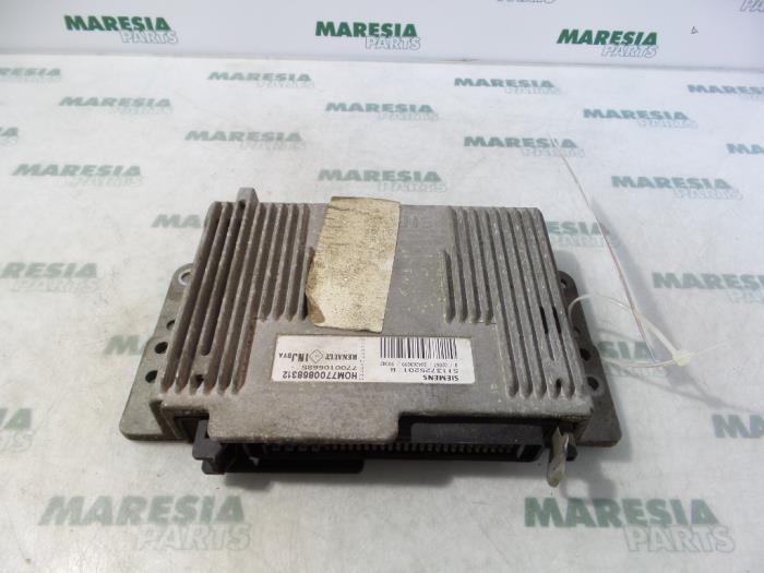 Gebruikte Computer Motormanagement Renault Megane Scénic (JA) 2.0 RT Prijs € 50,00 Margeregeling aangeboden door Maresia Parts