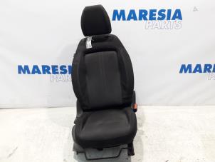 Gebruikte Voorstoel rechts Fiat Tipo (356H/357H) 1.4 16V Prijs € 157,50 Margeregeling aangeboden door Maresia Parts