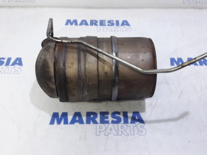 Gebruikte Roetfilter Citroen Berlingo 1.6 Hdi 16V 90 Prijs € 135,00 Margeregeling aangeboden door Maresia Parts