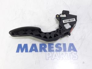 Gebruikte Gaspedaalpositie Sensor Renault Megane III Grandtour (KZ) 1.5 dCi 90 Prijs € 45,00 Margeregeling aangeboden door Maresia Parts