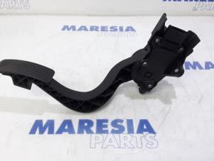 Gebruikte Gaspedaalpositie Sensor Fiat Ducato (250) 2.2 D 100 Multijet Euro 4 Prijs € 60,50 Inclusief btw aangeboden door Maresia Parts