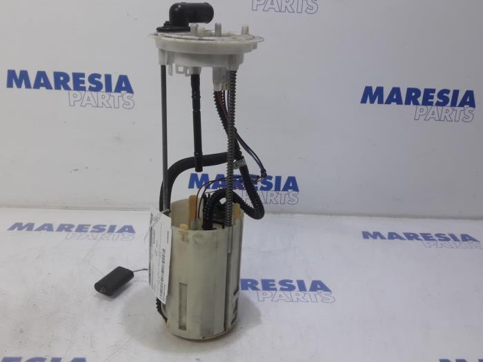 Gebruikte Tank element Pomp Fiat Ducato (250) 2.2 D 100 Multijet Euro 4 Prijs € 54,45 Inclusief btw aangeboden door Maresia Parts