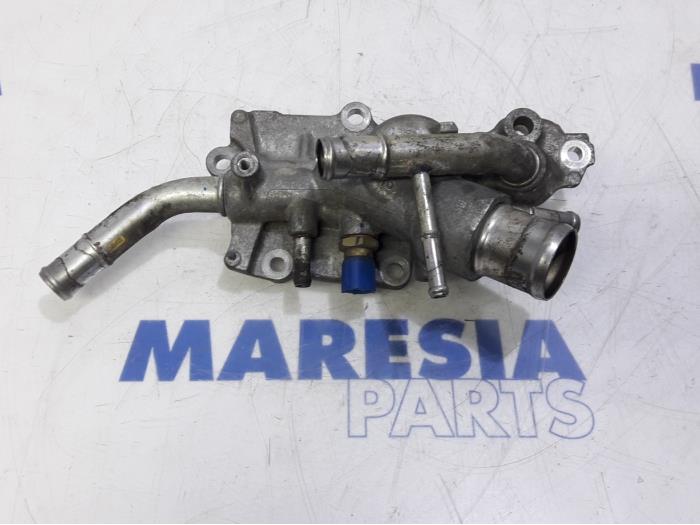 Gebruikte Oliepomp Renault Laguna III (BT) 2.0 16V Prijs € 210,00 Margeregeling aangeboden door Maresia Parts