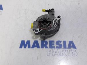 Gebruikte Vacuumpomp (Diesel) Citroen C5 III Tourer (RW) 1.6 HDiF 16V Prijs € 35,00 Margeregeling aangeboden door Maresia Parts