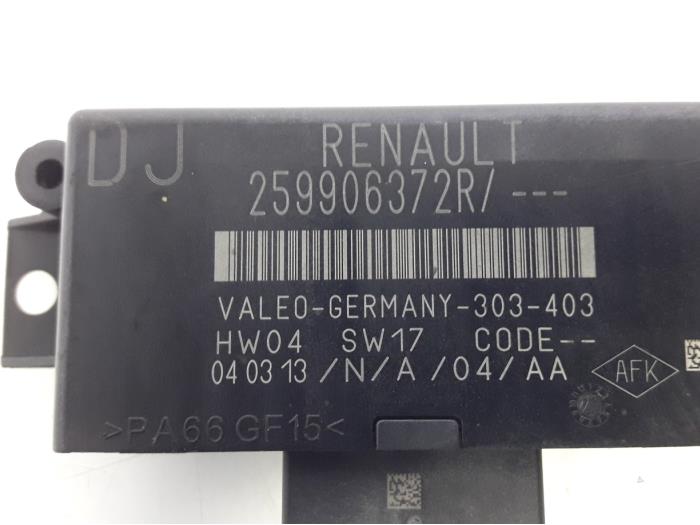 PDC Module van een Renault Grand Scénic III (JZ) 1.5 dCi 110 2013