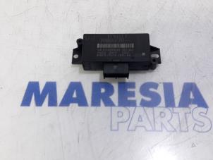 Gebruikte PDC Module Renault Grand Scénic III (JZ) 1.5 dCi 110 Prijs € 35,00 Margeregeling aangeboden door Maresia Parts
