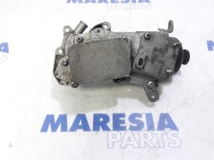 Gebruikte Oliefilterhouder Peugeot 5008 I (0A/0E) 1.6 HDiF 16V Prijs € 50,00 Margeregeling aangeboden door Maresia Parts