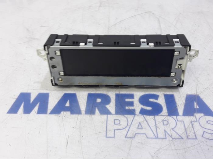 Gebruikte Display Interieur Peugeot 508 (8D) 1.6 HDiF 16V Prijs € 105,00 Margeregeling aangeboden door Maresia Parts