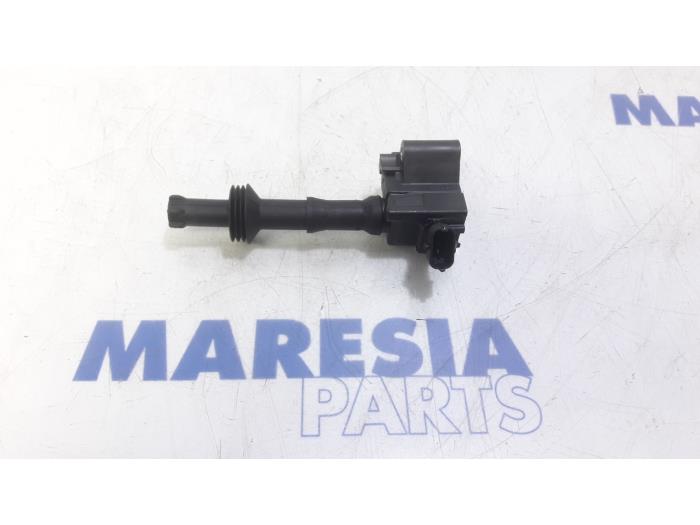 Gebruikte Bobine Peugeot 2008 (CU) 1.2 12V e-THP PureTech 130 Prijs € 30,00 Margeregeling aangeboden door Maresia Parts