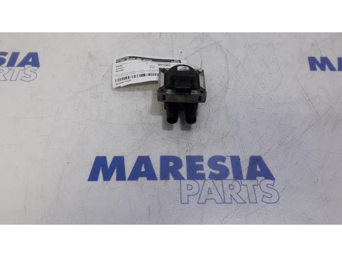 Gebruikte Bobine Renault Megane (EA) 2.0i Prijs € 25,00 Margeregeling aangeboden door Maresia Parts