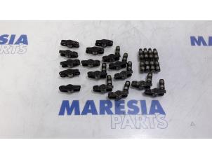 Gebruikte Klepstoter Peugeot 207/207+ (WA/WC/WM) 1.4 16V Prijs € 75,00 Margeregeling aangeboden door Maresia Parts