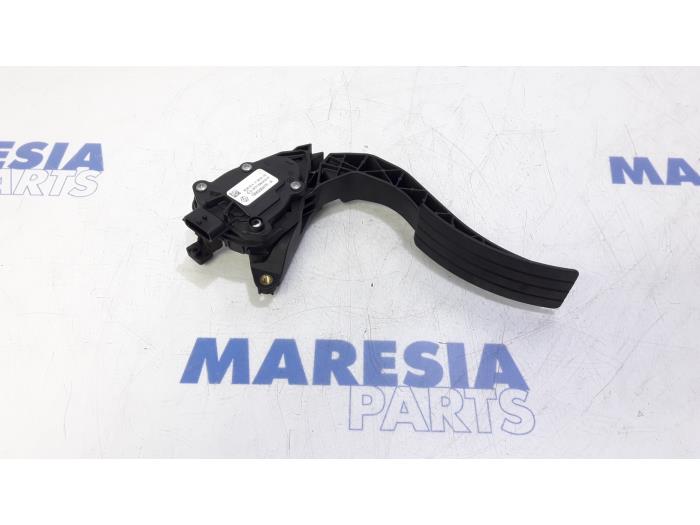 RENAULT Clio 4 generation (2012-2020) Other Control Units 180029347R 19452848