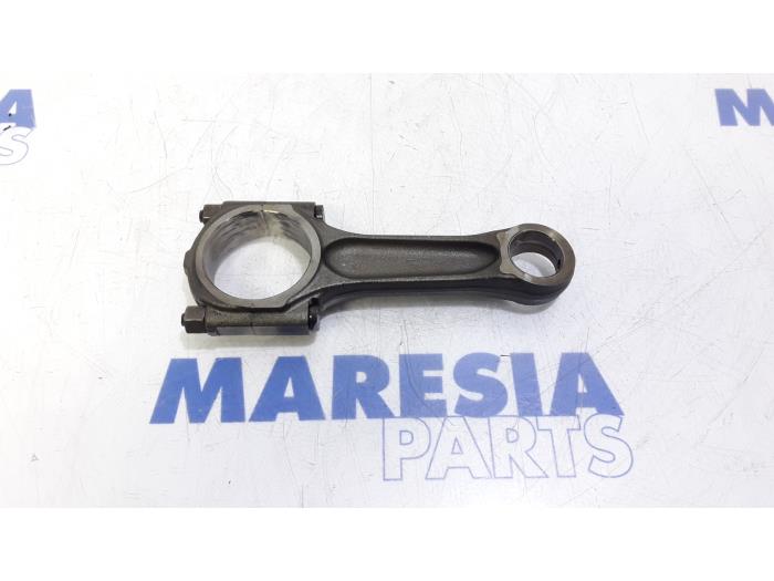 Zuiger Peugeot Expert (G9), 2007 / 2016 2.0 HDi 120, Bestel, Diesel, 1.997cc, 88kW (120pk), FWD, DW10UTED4; RHK, 2007-01 / 2011-12, XARHK; XBRHK; XCRHK; XDRHK; XSRHK; XTRHK; XURHK; XVRHK (Gebruikt)