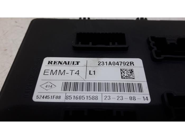 Computer Diversen van een Renault Clio IV Estate/Grandtour (7R) 1.5 Energy dCi 90 FAP 2014