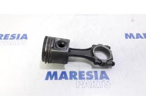 Gebruikte Zuiger Citroen Jumper (U5/ZB) 2.8 HDi Prijs € 90,75 Inclusief btw aangeboden door Maresia Parts