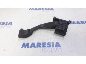 Gebruikte Sensor Gaspedaalpositie Fiat 500 (312) 1.4 16V Prijs € 30,00 Margeregeling aangeboden door Maresia Parts