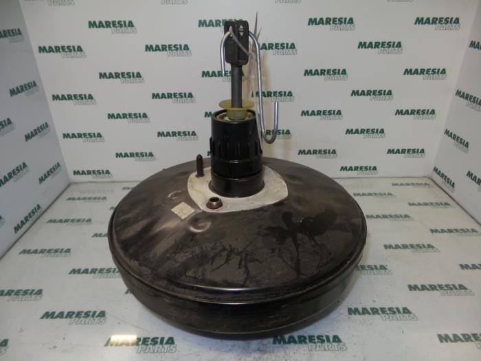 Gebruikte Rembooster Renault Megane II Grandtour (KM) 1.5 dCi 80 Prijs € 40,00 Margeregeling aangeboden door Maresia Parts