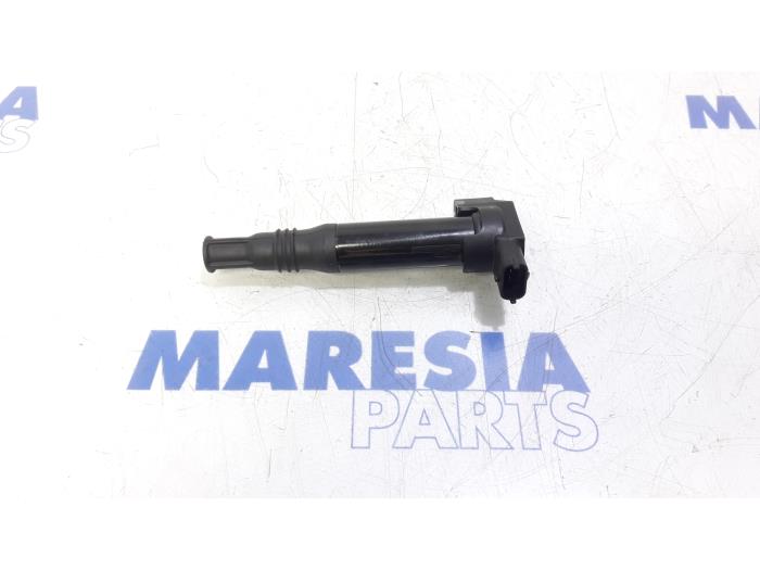 Gebruikte Bobine Peugeot 208 I (CA/CC/CK/CL) 1.0 Vti 12V PureTech Prijs € 10,00 Margeregeling aangeboden door Maresia Parts