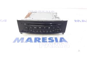 Gebruikte Radio CD Speler Peugeot RCZ (4J) 1.6 16V THP Prijs € 75,00 Margeregeling aangeboden door Maresia Parts