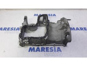 Gebruikte Carterpan Peugeot 308 (L3/L8/LB/LH/LP) 1.2 12V VTi PureTech 82 Prijs € 49,00 Margeregeling aangeboden door Maresia Parts