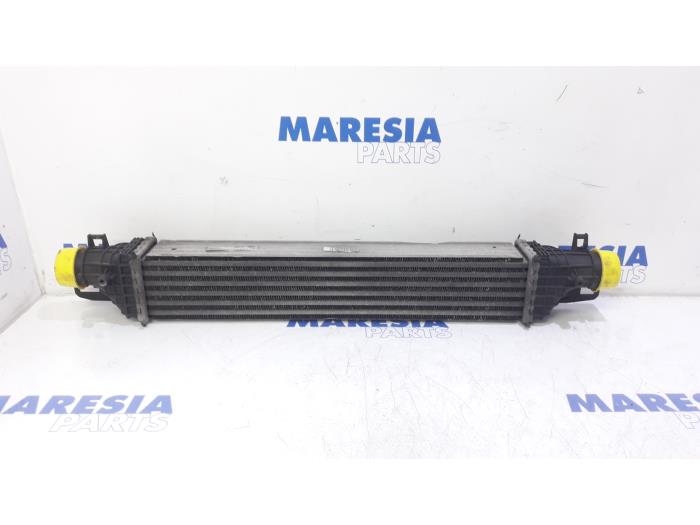Gebruikte Intercooler Alfa Romeo Giulietta (940) 1.4 TB 16V Prijs € 50,00 Margeregeling aangeboden door Maresia Parts