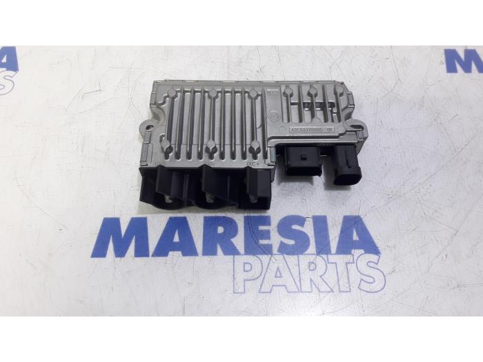 Gebruikte Start/Stop computer Peugeot 508 SW (8E/8U) 1.6 e-HDi 16V Prijs € 157,50 Margeregeling aangeboden door Maresia Parts