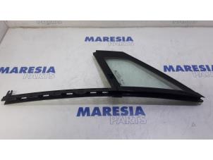 Gebruikte Driehoeks Ruit links-voor Citroen DS4 (NX) 1.6 16V THP Racing Prijs € 75,00 Margeregeling aangeboden door Maresia Parts