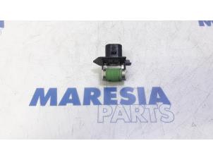 Gebruikte Koelvinweerstand Alfa Romeo Giulietta (940) 1.4 TB 16V Prijs € 25,00 Margeregeling aangeboden door Maresia Parts