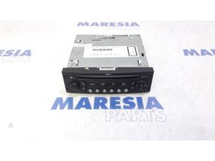 Gebruikte Radio CD Speler Citroen C5 III Tourer (RW) 2.0 HDiF 16V Prijs € 85,00 Margeregeling aangeboden door Maresia Parts