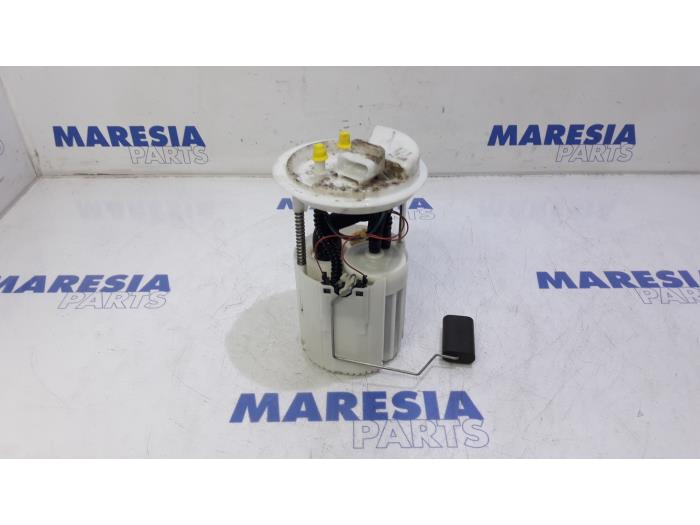 Gebruikte Tank element Pomp Alfa Romeo MiTo (955) 1.4 Turbo Multi Air 16V Prijs € 40,00 Margeregeling aangeboden door Maresia Parts