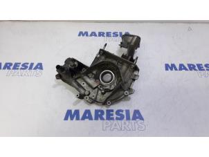 Gebruikte Oliepomp Fiat 500 (312) 1.4 16V Prijs € 75,00 Margeregeling aangeboden door Maresia Parts