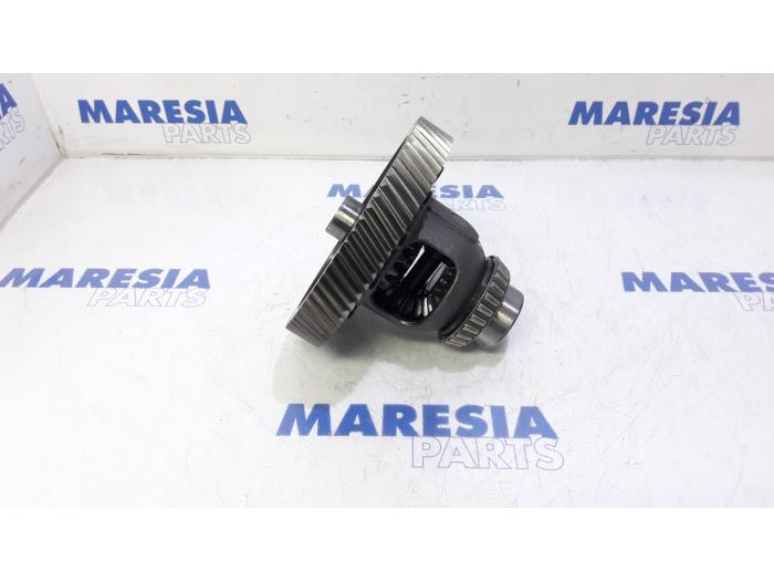 Differentieel voor van een Citroën C-Crosser 2.2 HDiF 16V 2010