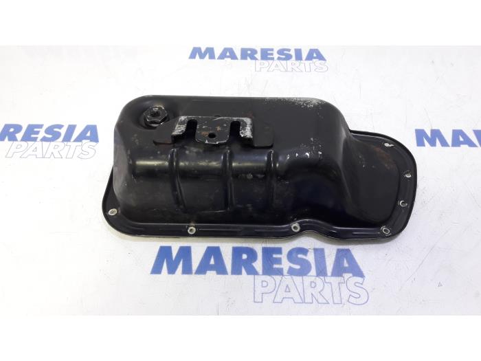 Gebruikte Carterpan Citroen C3 (FC/FL/FT) 1.4 Prijs € 30,00 Margeregeling aangeboden door Maresia Parts