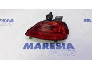 Gebruikte Mistachterlicht Renault Laguna III (BT) 1.5 dCi 110 Prijs € 35,00 Margeregeling aangeboden door Maresia Parts