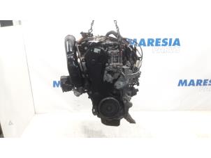 Motor van een Citroën C-Crosser 2.2 HDiF 16V 2009