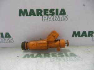 Gebruikte Injector (benzine injectie) Alfa Romeo 147 (937) 2.0 Twin Spark 16V Prijs € 25,00 Margeregeling aangeboden door Maresia Parts