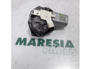 Gebruikte Motor Ruitenwisser achter Peugeot 407 SW (6E) 2.0 HDiF 16V Prijs € 30,00 Margeregeling aangeboden door Maresia Parts