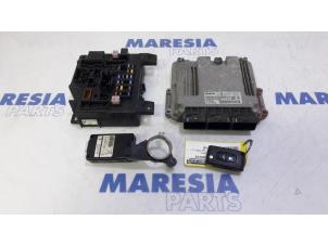 Gebruikte Computer Motormanagement Citroen C-Crosser 2.2 HDiF 16V Prijs € 367,50 Margeregeling aangeboden door Maresia Parts