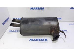 Gebruikte Uitlaat Einddemper Citroen C-Crosser 2.2 HDiF 16V Prijs € 75,00 Margeregeling aangeboden door Maresia Parts