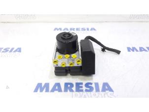 Gebruikte ABS Pomp Citroen C3 (SC) 1.6 HDi 92 Prijs € 69,95 Margeregeling aangeboden door Maresia Parts