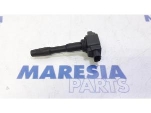 Gebruikte Bobine Renault Captur (2R) 1.2 TCE 16V EDC Prijs € 10,00 Margeregeling aangeboden door Maresia Parts