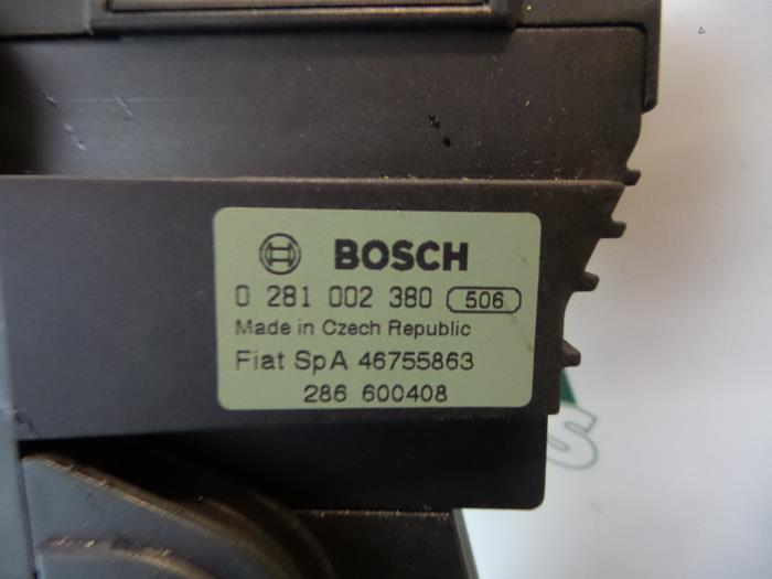 Gaspedaalpositie Sensor van een Alfa Romeo 147 (937) 2.0 Twin Spark 16V 2002