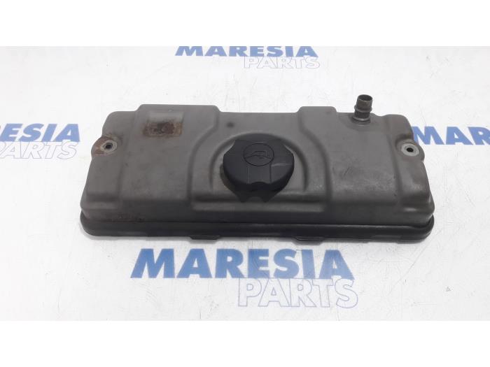 Gebruikte Kleppendeksel Fiat Fiorino (225) 1.4 Prijs € 60,50 Inclusief btw aangeboden door Maresia Parts
