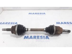 Gebruikte Aandrijfas links-voor Opel Combo 1.3 CDTI 16V ecoFlex Prijs € 72,59 Inclusief btw aangeboden door Maresia Parts